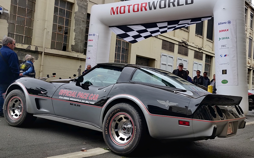 [Bild: c3_78_motorworld01.jpg]