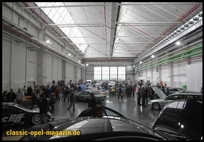 [Bild: motorcity01.jpg]